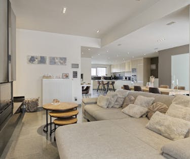Volledig instapklaar huis met 3 kamers te koop in Desselgem