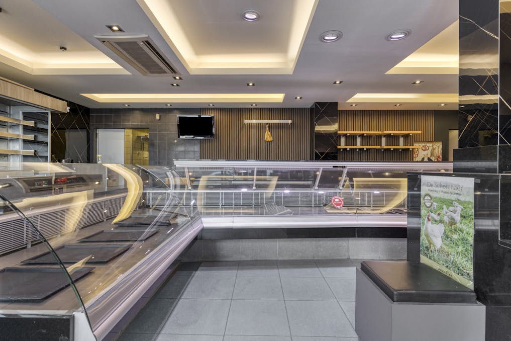 Handelspand van ca. 147 m² te koop in centrum Mortsel