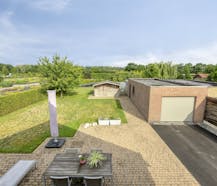 Alleenstaande woning met 4 kamers, garage en tuin
