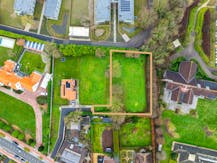 Exclusief stuk bouwgrond van 1.536m² te koop in Ieper