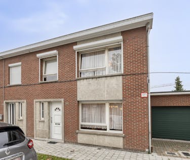 Huis met 3 slaapkamers en garage te koop in Berendrecht!