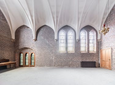 Kantoor te huur van ca. 341 m² in Holy Offices in Roeselare