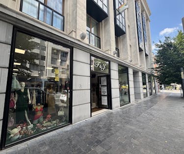 Uniek handelspand te huur in hartje Kortrijk