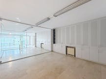 Bureau à vendre près du centre de Courtrai