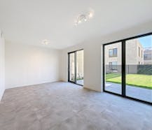 Gelijkvloers BEN-appartement met tuin te huur op Linkeroever