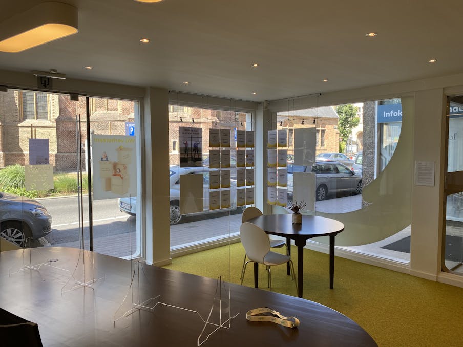 Winkel te huur van ca. 135 m² in centrum Roeselare