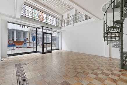 Handelspand met woonst te koop Antwerpen