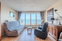 Studio met prachtig frontaal zeezicht te koop te Middelkerke