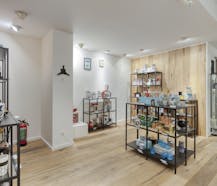 Patrimoniumvennootschap met handelspand en 2 appartementen