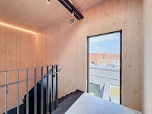 Kantoorverdieping in modern gebouw te huur in Antwerpen