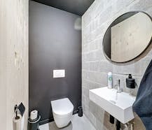 Kantoorverdieping in modern gebouw te huur in Antwerpen