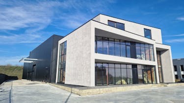 Office building with 5 SME UNITS in Genk