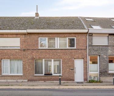 Huis met 4 slaapkamers, 2 badkamers en tuin te koop in Niel