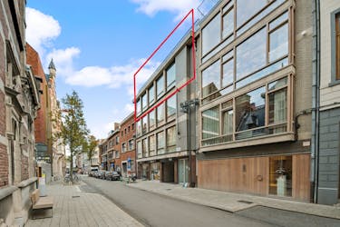 Exclusief duplex-penthouse met adembenemend terras in hartje Hasselt