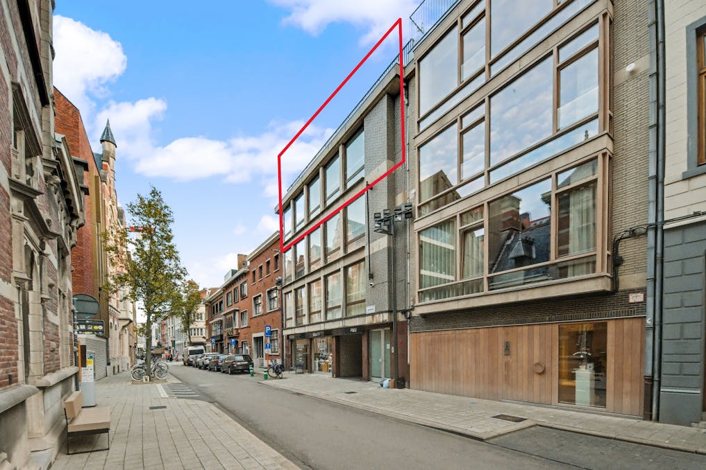 Exclusief duplex-penthouse met adembenemend terras in hartje Hasselt
