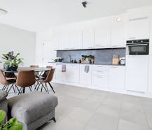 Appartement met 2 slaapkamers en ruim terras te Rumbeke.