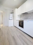Appartement met 2 kamers, tuin en garage in Strombeek-Bever