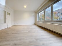 Appartement met 2 kamers, tuin en garage in Strombeek-Bever