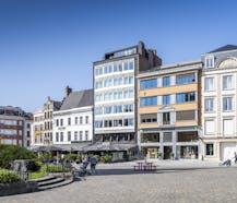 Ruim Appartement met zicht op de Grote Markt van Kortrijk