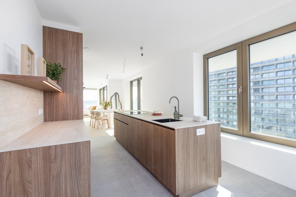 TROON 17 te Oostende