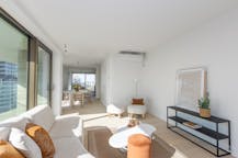 TROON 17 te Oostende