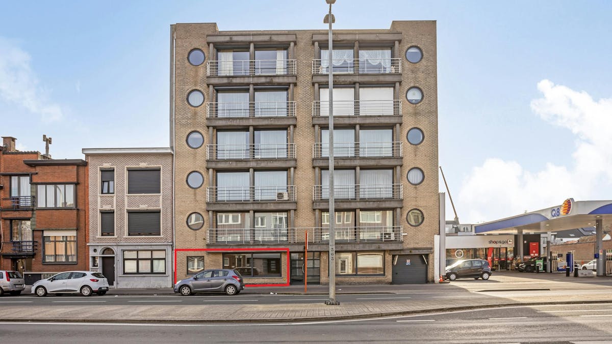 Gerenoveerd appartement met 3 slaapkamers in Boom