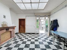 Te renoveren woning te koop in Kortrijk! 