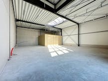 KMO-unit van ca. 185 m² te huur in Wevelgem