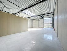 KMO-unit van ca. 185 m² te huur in Wevelgem