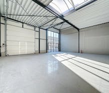 KMO-unit van ca. 185 m² te huur in Wevelgem