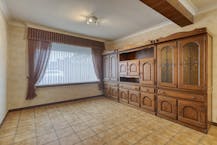 Te renoveren huis met 3 kamers te koop in Ooigem