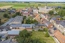 Bedrijfsgebouw met woonst te koop in Vleteren