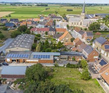 Bedrijfsgebouw met woonst te koop in Vleteren