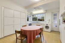 Riante villa met praktijkruimte