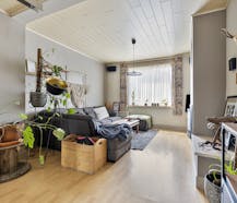 Op te frissen woning met 4 slaapkamers in Sint-Denijs