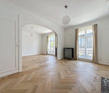 Brussel, Mooie gerenoveerd appartement met 2 slaapkamers