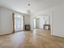 Brussel, Mooie gerenoveerd appartement met 2 slaapkamers