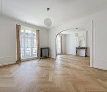 Brussels, a bright and renovated 2-bedroom apartment.