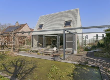 Te renoveren residentieel gelegen vrijstaand huis op 653m² te Overmere.