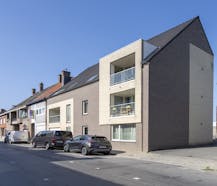 Vastgoedvennootschap met panden te Kortrijk en Wevelgem