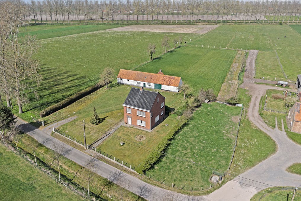 Idyllisch gelegen hoeve te Maldegem