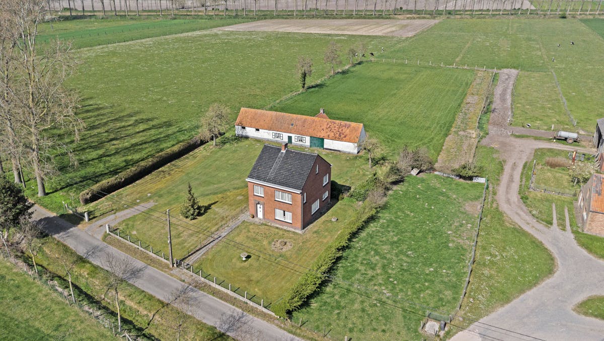Idyllisch gelegen hoeve te Maldegem