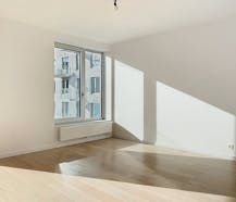 Tour & Taxis - 3-bedroom apartment with canal view