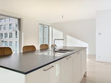 Tour & Taxis - 3-bedroom apartment with canal view