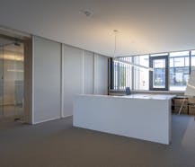 Espace de bureau moderne dans un emplacement privilégié à vendre à Menin