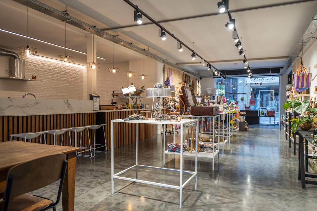 Unique commercial space in renovated mansion in Izegem