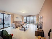 Ruim 2 slaapkamer appartement te Sint-Amands, Heikant 16