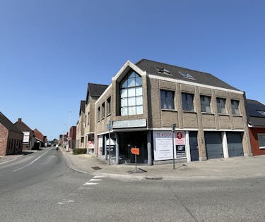 Hoekappartement met 2 slaapkamers te koop in Lembeke