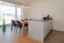 Prachtig 2 slaapkamer appartement met zicht op zee 