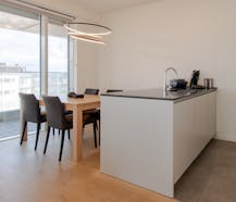 Prachtig 2 slaapkamer appartement met zicht op zee